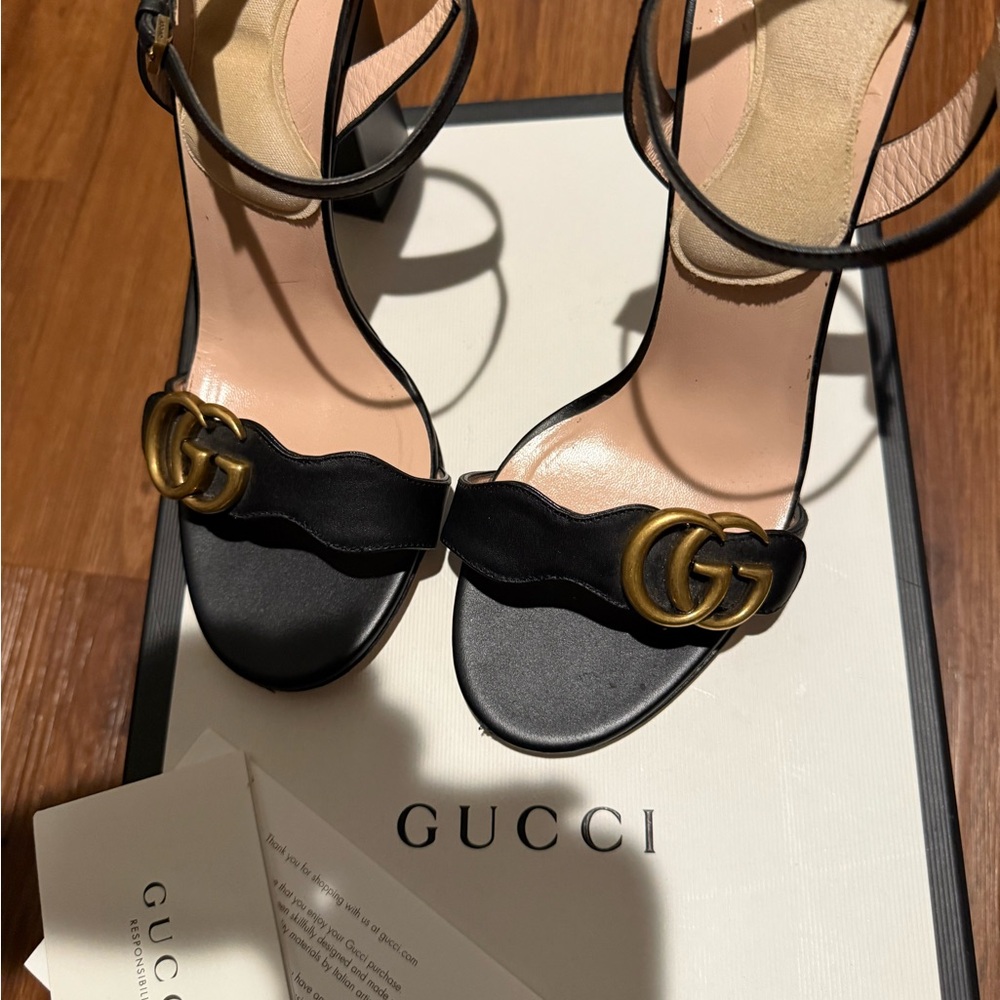 Gucci Black and Gold Women's Heels